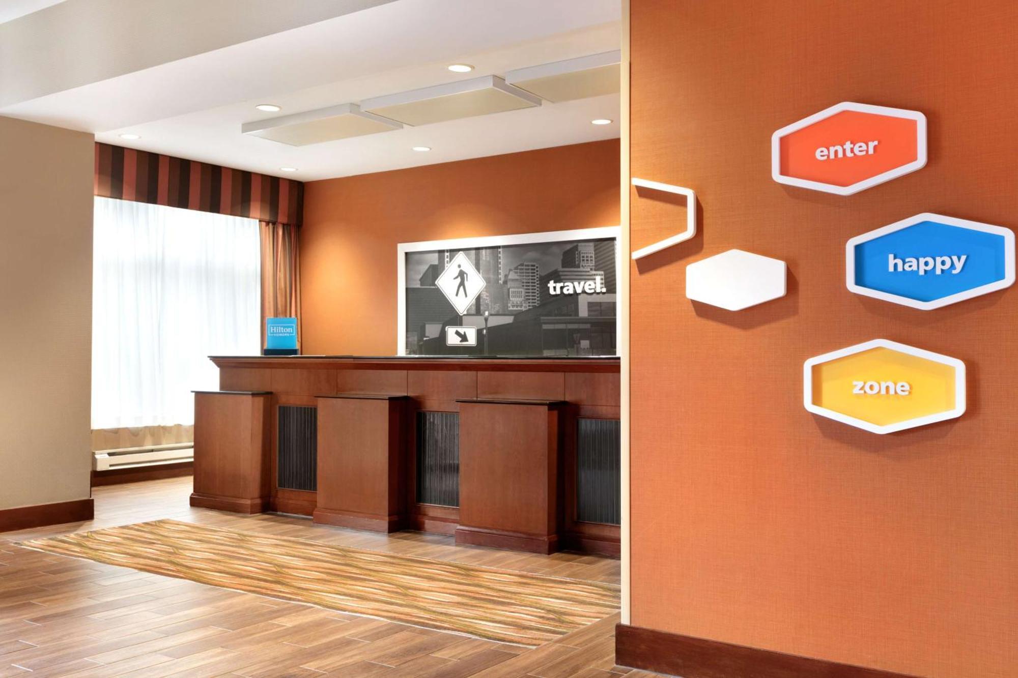Hampton Inn New York - Laguardia Airport Buitenkant foto